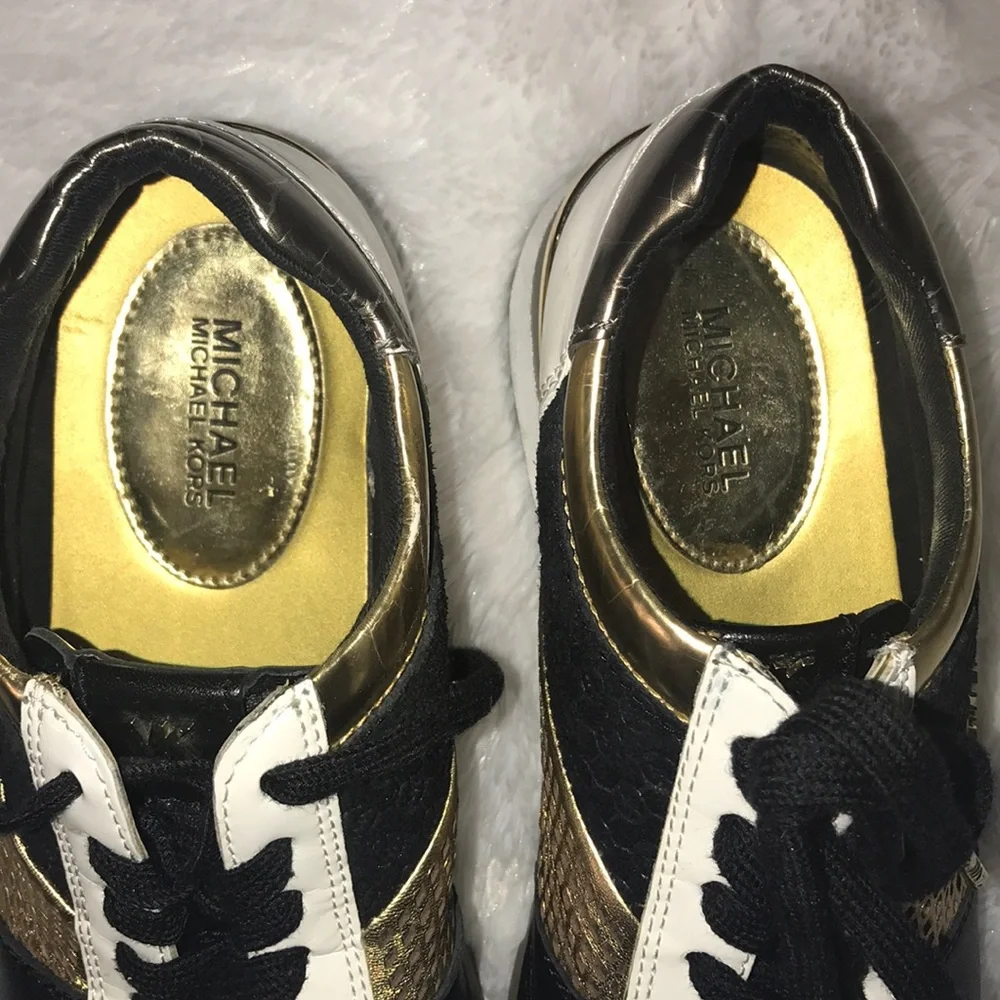 Michael Kors gold blk sneaker size 8-preowned